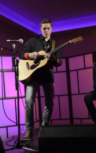 Max bei der Acoustic Session